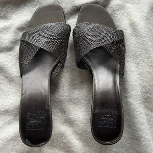 Slip on heeled sandal with silver mesh size 8.5